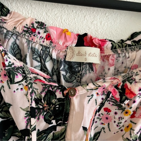 NWT Altar’d State Pink Floral Off the Shoulder Long Sleeve Tie Top Size Small - Picture 5 of 8